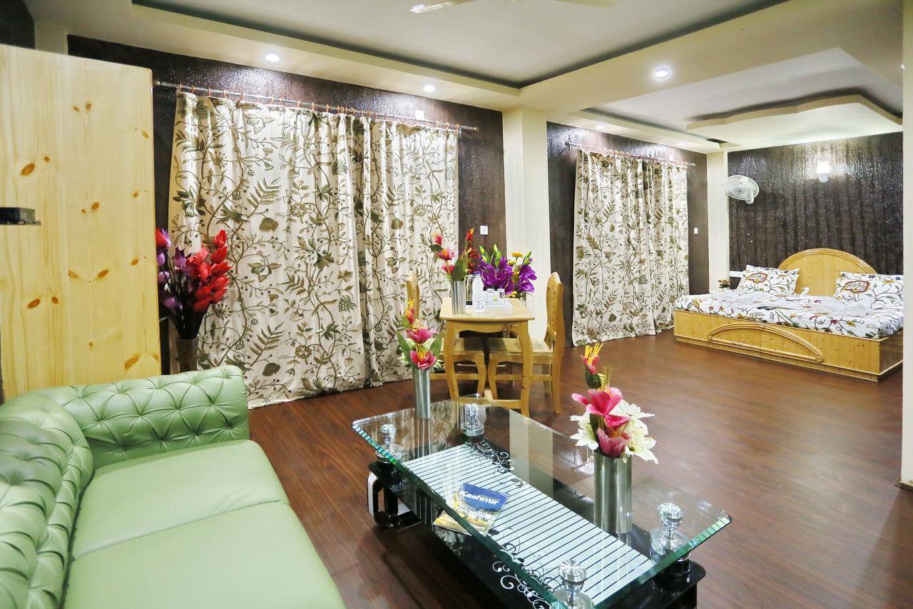 Hotel Shefaf Durgjan ภายนอก รูปภาพ