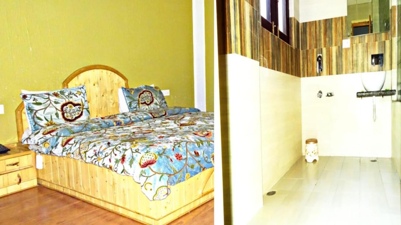 Hotel Shefaf Durgjan ภายนอก รูปภาพ